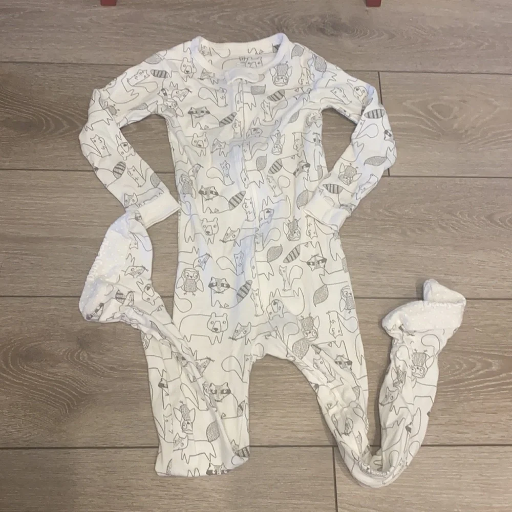 Baby Gap one piece pajamas 4t